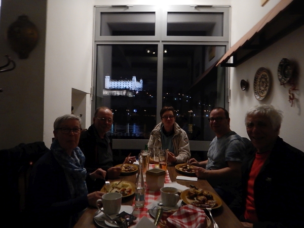 Abendessen Bratislava Donau 2016