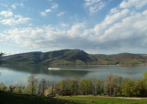 Aussicht von Donji Milanovac Donau 12