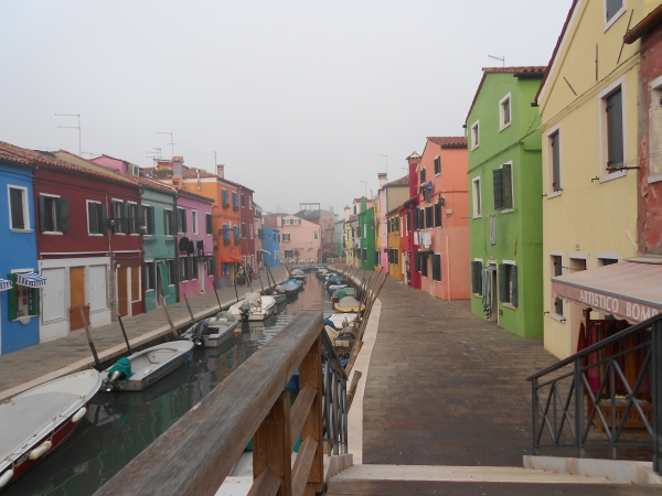 Burano Boote im Kanal Venedig 2013
