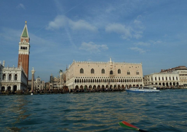 Markusplatz vom Ruderboot aus Venedig 2013