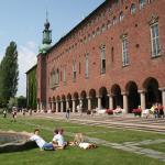vor dem Stadhuset in Stockholm