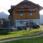 Loipoldhof mit Spielplatz L08