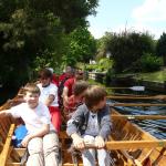 Irchboot_in_den_engen_Kanaelen