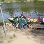 Maedchengruppe am Steg Tag der offenen Tuer 09