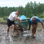 Schwerarbeit beim Bootstransport DS09