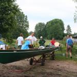 Toller Bootswagen am Wehr DS09