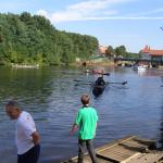 Drachenboote vor der Machnower Schleuse DB10