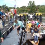 Ruderbarke am Steg Schleusenfest Kleinmachnow 2011