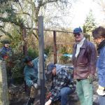 Letzter Pfosten fuer das neue Lager Februar 2013