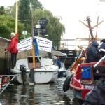 Schleuse Neue Muehle voll mit Booten Spreewald 2016