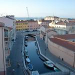 Ruderboot Parkplatz vor dem Hotel Chioggia 2017