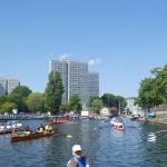 Ruderboote vor der Schleuse Muehlendamm 2019