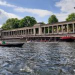 Berliner Innenstadt 2022 Neues Museum Ruderboote