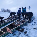 Ruderboote vom Schnee befreien Elbe 2023 Ruderboote vom Schnee befreien Elbe 2023