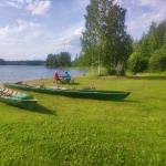 Savonlinna Campingplatz Ruderboote am Strand 2023