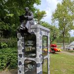 Lesender Mönch in Stolpe (Peene)