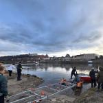 Aussetzen der Barke in Pirna