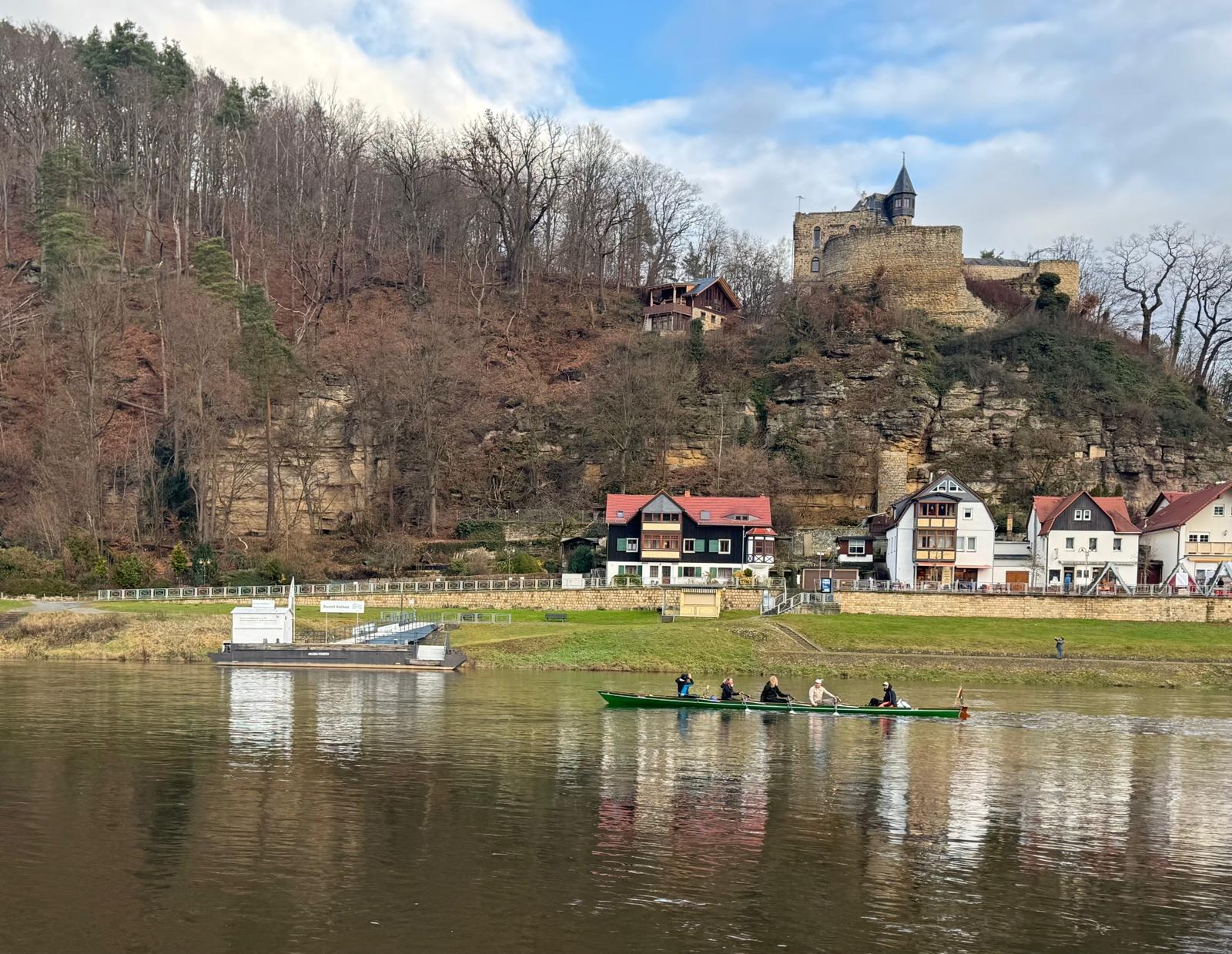 Ruderboot bei Rathen