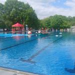 Proberudern im Schwimmbad Kiebitzberge
