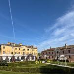 Prunkvolles Quartier am Canale Bianco